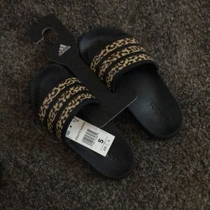 Adidas Adilette slides